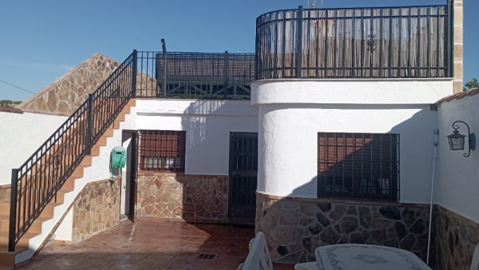 Fachada que da al patio